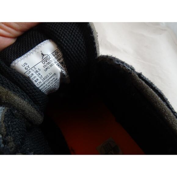 Air Jordan 1 Low SE Craft Inside Out Black 6Y Womens 7.5  DV0478-001 - Picture 9 of 10